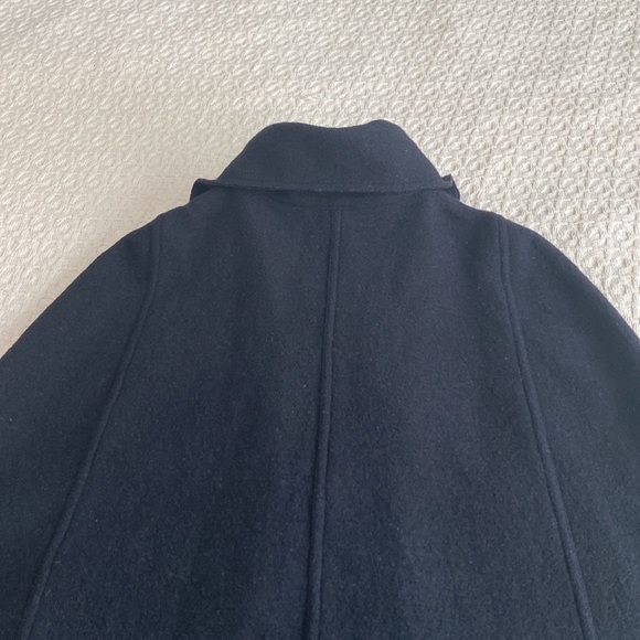 Italian pure virgin wool double breasted cape coat - Picture 5 of 10